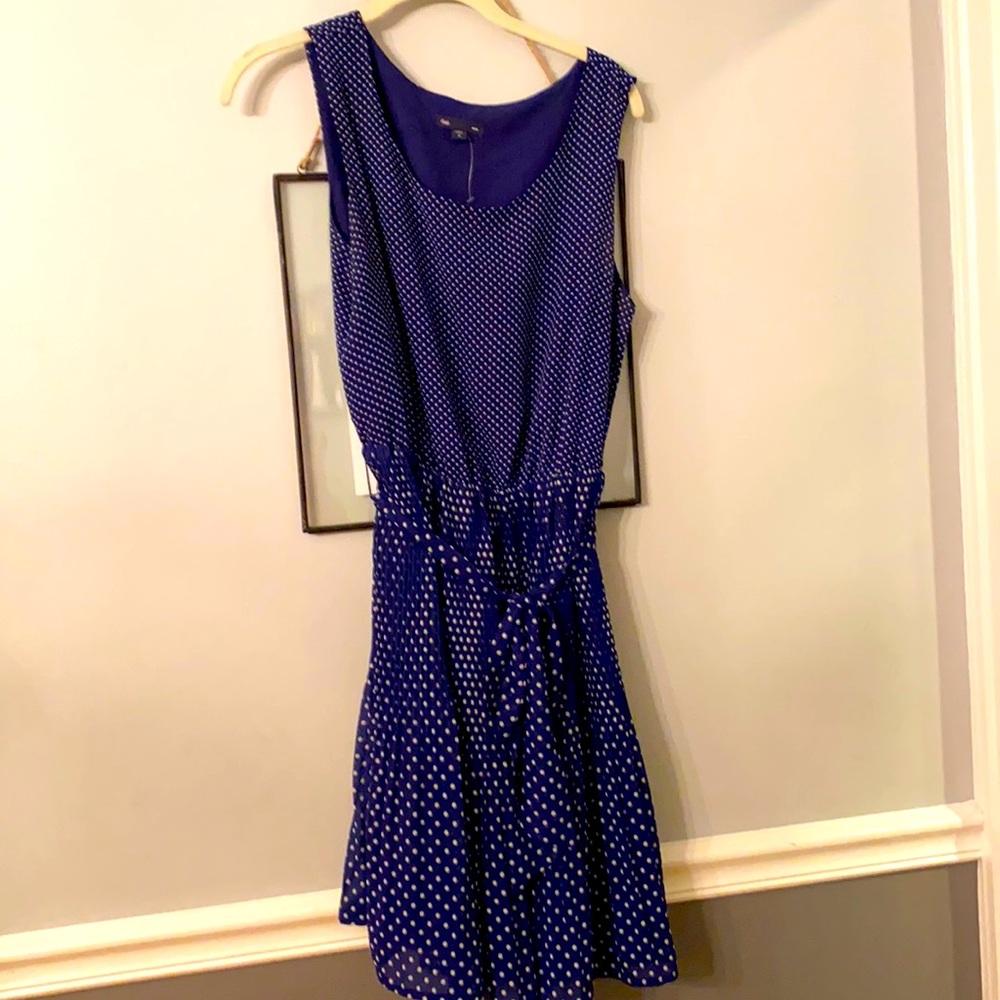 Gap fit and flair summer dress. M